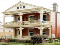 Maison de Macarty 1*