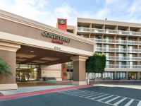 Courtyard by Marriott Oxnard Ventura 3*