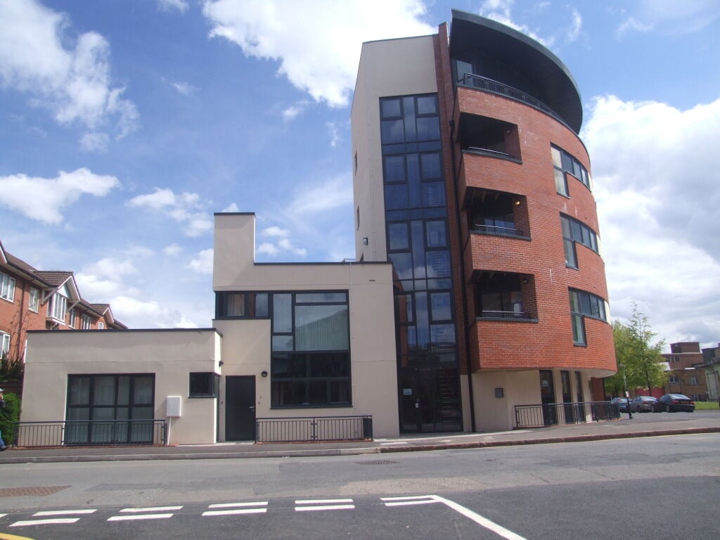 Comfort Zone Serviced Apartments 4*