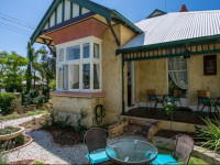Danum House B&B
