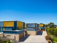 Saltwater Apartments 4*