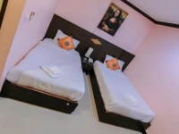 Hollywood Inn Love 3*