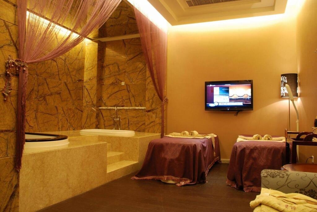 Water Way Hotel 5*