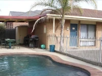 Country Home Motor Inn 3*