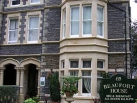 The Avenue Guest House 4*