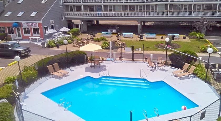 Grand Beach Inn 2*