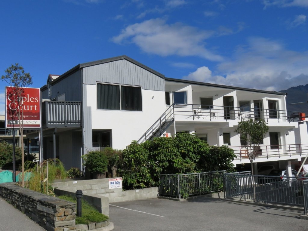 Caples Court 4*