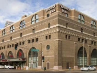 Drury Inn & Suites St. Louis Convention Center 3*