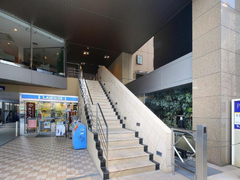 Keio Presso Inn Shinjuku 3*