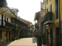 Apartamentos Rurales La Villa de Piedra 2*