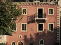 Theophano Art Hotel