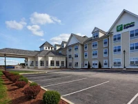Holiday Inn Express Mystic 2*
