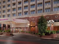 Crowne Plaza 5*