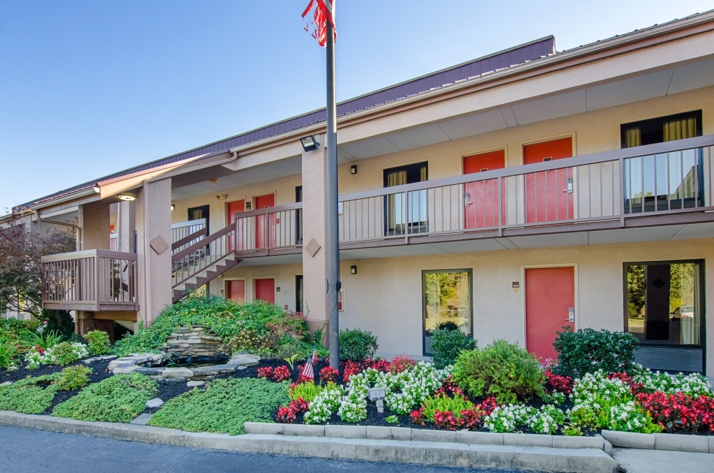 Red Roof Inn Kingsport 2*