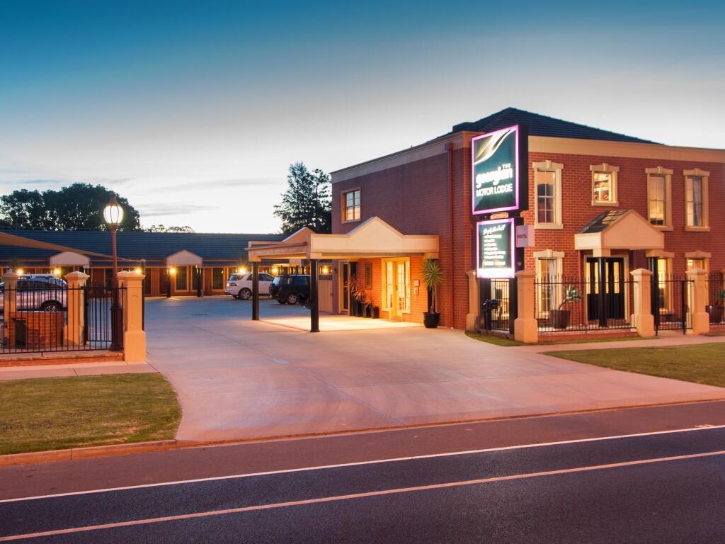 The Georgian Motor Lodge 4*