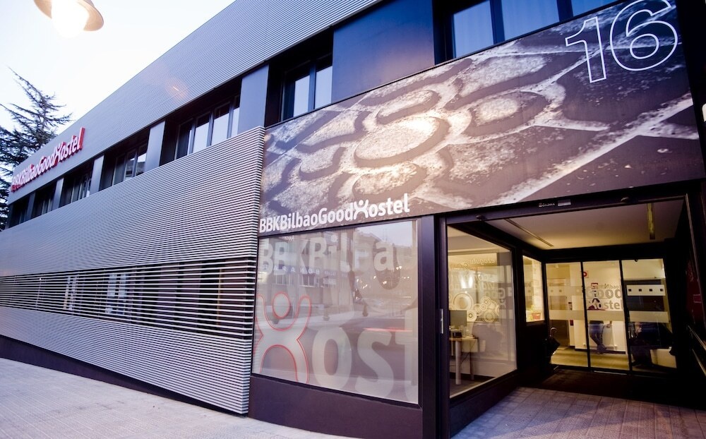 BBK Bilbao Good Hostel 1*