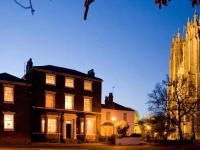 Minster Garth Guest House 4*