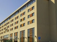 Village Hotel Swansea 4*