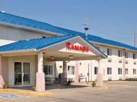 Ramada Sioux Falls 2*