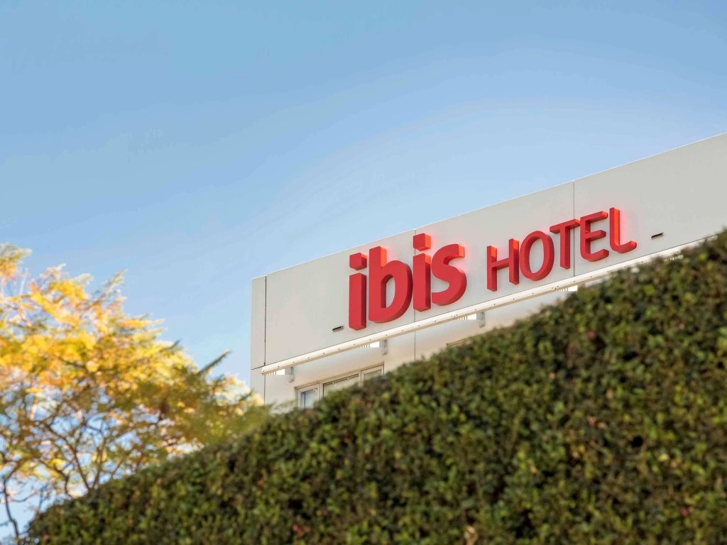Ibis Sydney Olympic Park 3*
