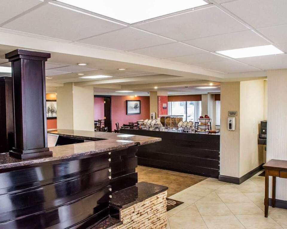 Comfort Inn Riverfront 2*
