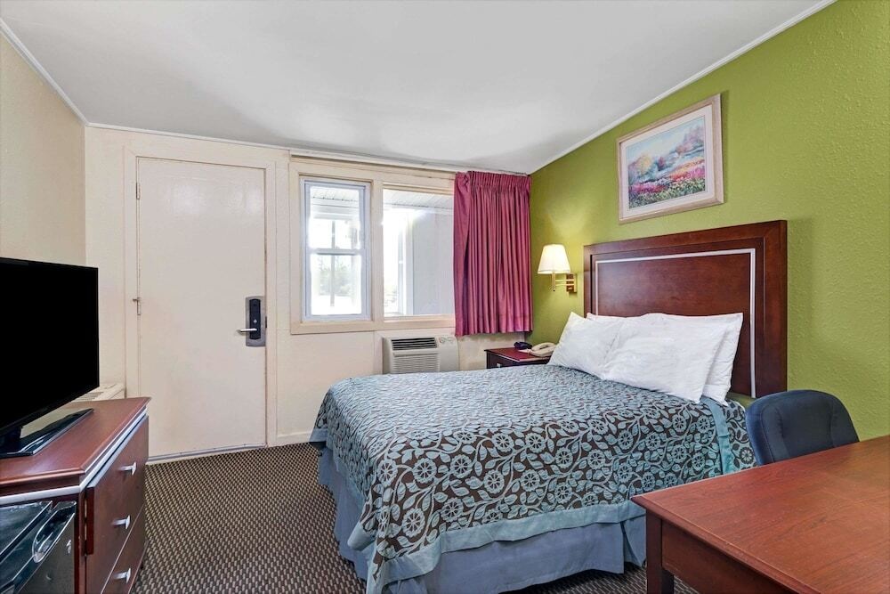 Days Inn Kittery 3*