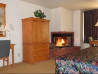 Pacific Gardens Inn 3*