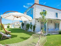 Denizkabugu Hotel 