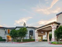 Super 8 San Antonio Airport 2*