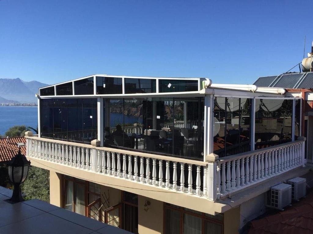 Bacchus Pension 