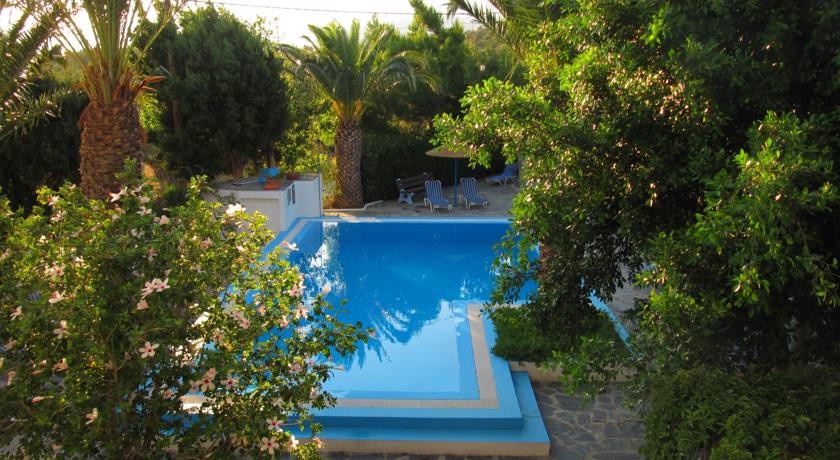 Oasis Apartments & Rooms 3*