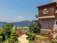 Badem Tatil Evi 