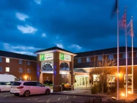 Holiday Inn Express Southampton West 3*