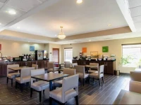 Comfort Inn Apex 3*