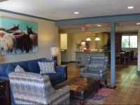 Quality Inn Cortland 2*