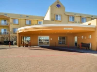Comfort Suites DFW Airport 3*