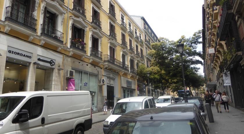 Hostal Huespedes Toledo Madrid 2*