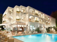Kronos hotel 3*