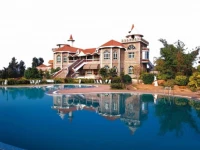 Celebrity Club 4*