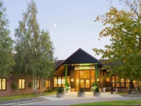 Holiday Inn Colchester 3*