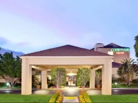 Courtyard Costa Mesa South Coast Metro 3*