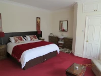 Ashbourne House 4*