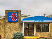 Motel 6 Cincinnati North 2*