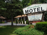 Alpenhaus Motel 2*