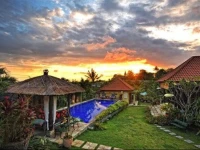 Flamboyant Homestay 