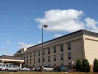 Hampton Inn Seaford 3*