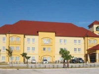 La Quinta Inn & Suites Raymondville 3*