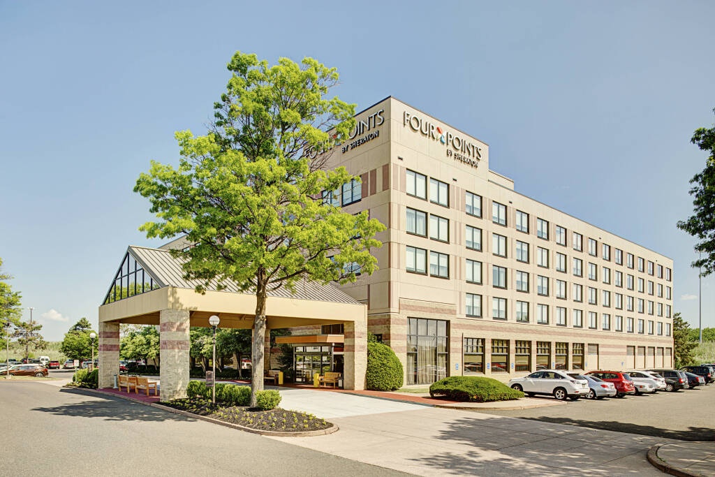 Four Points by Sheraton Philadelphia Airport 3*