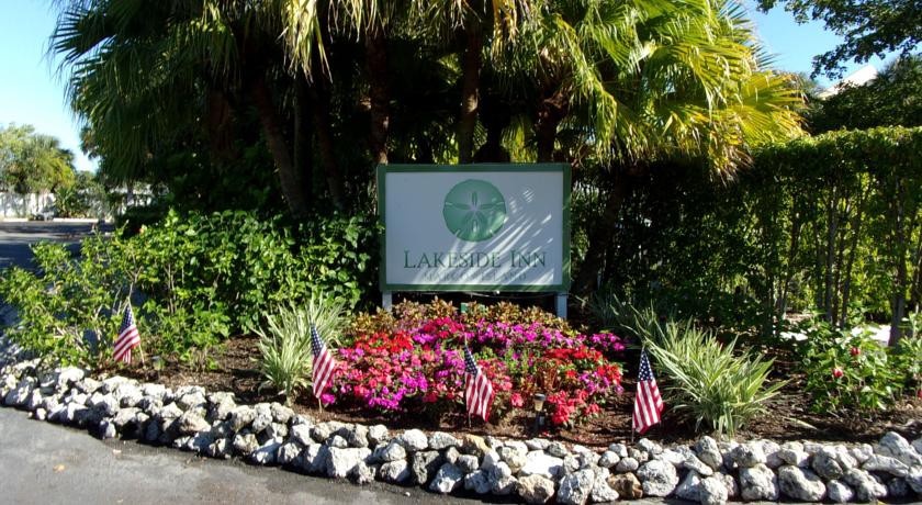 Marco Island Lakeside Inn