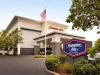 Hampton Inn Starkville 3*
